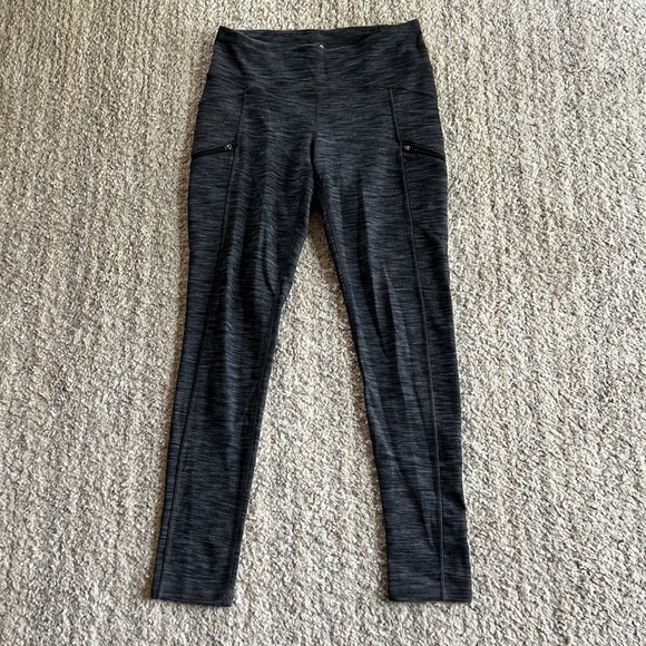 Athleta Chaturanga to town midrise leggings 27” inseam Space dye gray sz S. EUC - Picture 2 of 8